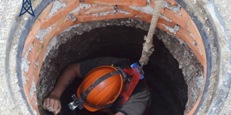 Миколаїв зневоднений: «Миколаївводоканал» дасть сьогодні воду на кілька годин, щоб містяни змогли зробити запас, а потім знов припинить