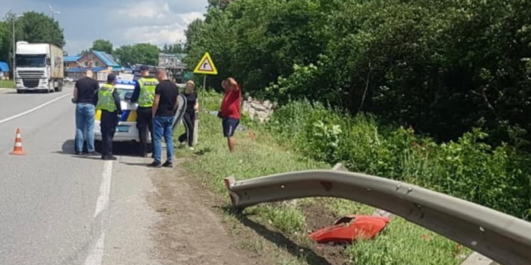 На Хмельниччині в ДТП потрапила мешканка Миколаївщини – жінка в лікарні (ФОТО)