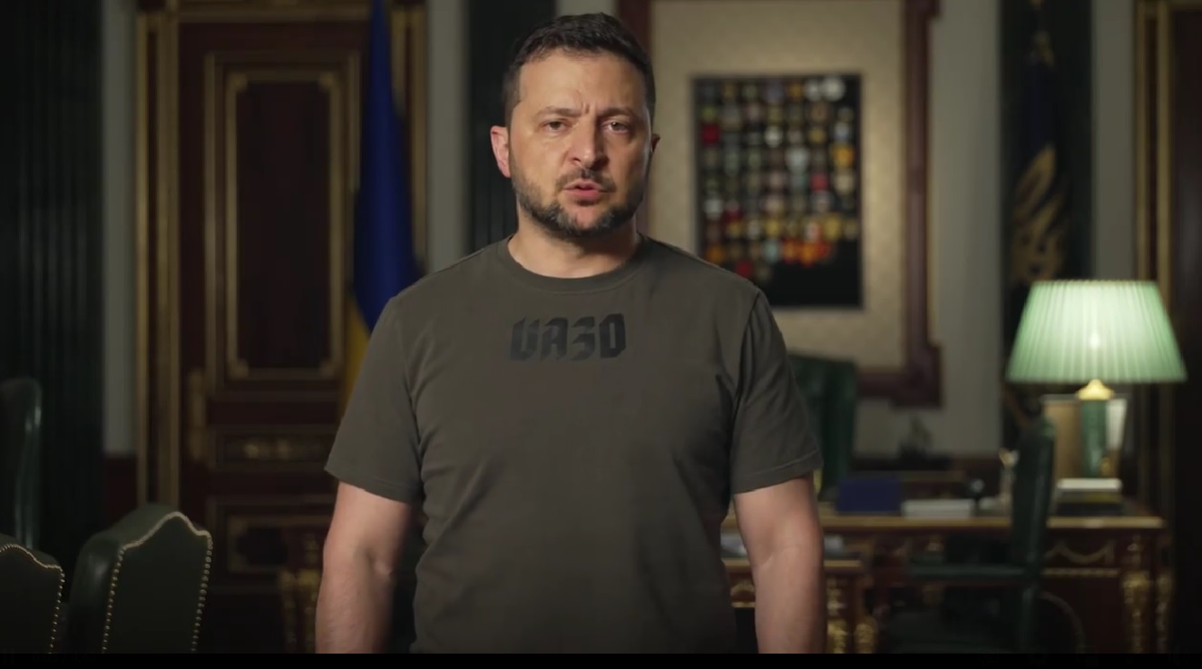 «Україна й українці значно сильніші, ніж будь-хто думає про нас». Зеленський назвав імена героїв, завдяки яким був звільнений Зміїний. Серед них – і миколаївець Ігор Бедзай (ВІДЕО)