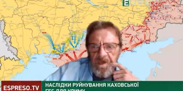 Залишаючи Крим, росіяни знищать все, що не зможуть вивезти (ВІДЕО)