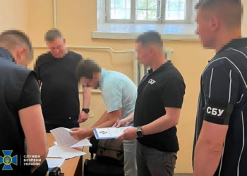 Не тільки яйця. Ексзаступник міністра оборони з товаришем привласнили більше 1 млрд. грн., – СБУ