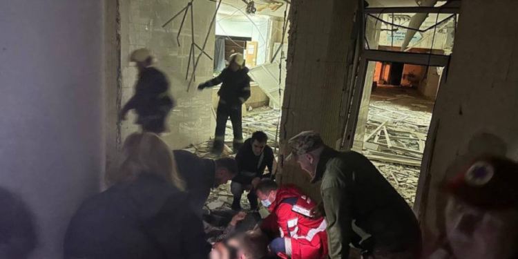 Ні ночі без атаки на Київ – загинули 2 дітей, багато поранених (ФОТО)