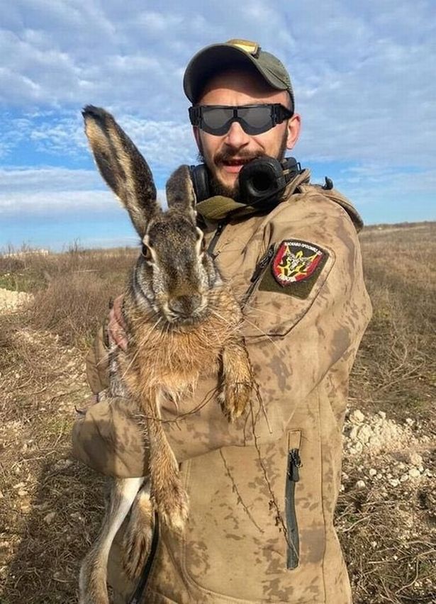 Під час розмінування Херсонщини зловили гігантського зайця (ФОТО) 2