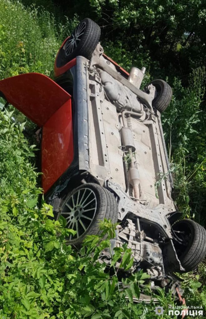 На Хмельниччині в ДТП потрапила мешканка Миколаївщини – жінка в лікарні (ФОТО) 4