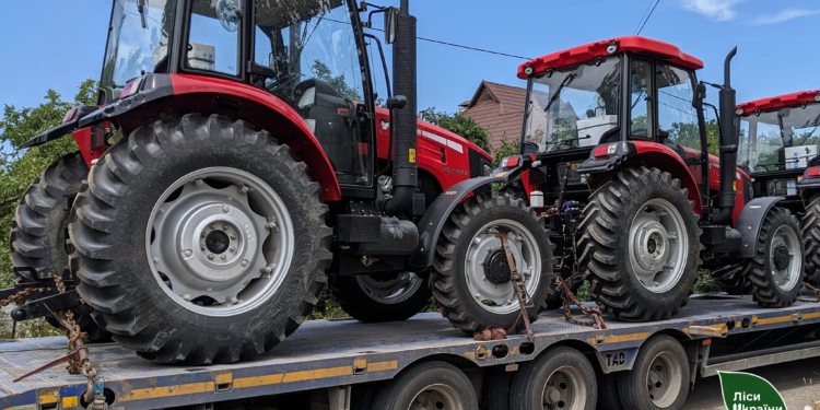 Лісівники Миколаївщини і Одещини отримали нову техніку (ФОТО, ВІДЕО)