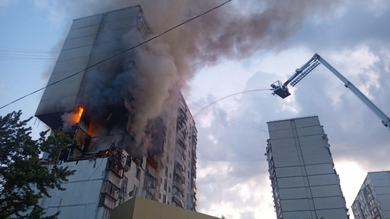 В Києві внаслідок вибуху в багатоповерхівці зруйновано декілька квартир (ФОТО) 6