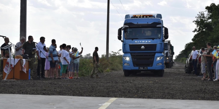 На Миколаївщині відбудували ще один міст через канал річки Інгулець (ФОТО, ВІДЕО)