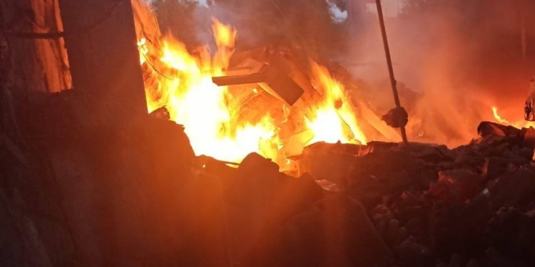 Ракетний удар росіян по п’ятиповерхівці у Кривому Розі: вже відомо про 3 загиблих і 25 поранених (ФОТО)