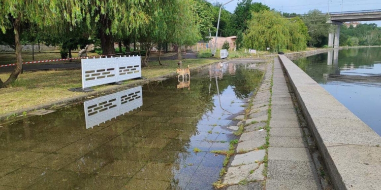 Метрову позначку перетнули: який рівень води в акваторії Миколаєва станом на 11.00