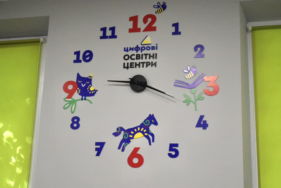 У Миколаєві запрацювали пʼять цифрових освітніх центрів для школярів (ФОТО) 15