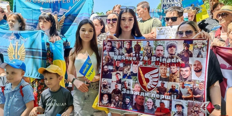 У Миколаєві пройшла чергова акція на підтримку процесу обміну військовополоненими (ФОТО)