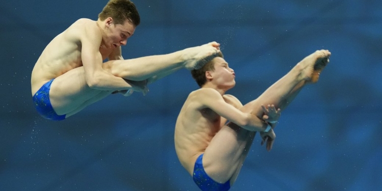Українські стрибуни у воду Середа та Болюх здобули «золото» Європейських ігор