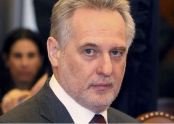 Захист від екстрадиції: Білорусь зробила Фірташа дипломатом