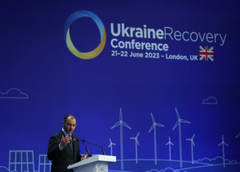 Це не дурість – це підлість. Чому від виступів української влади у Лондоні моторошно