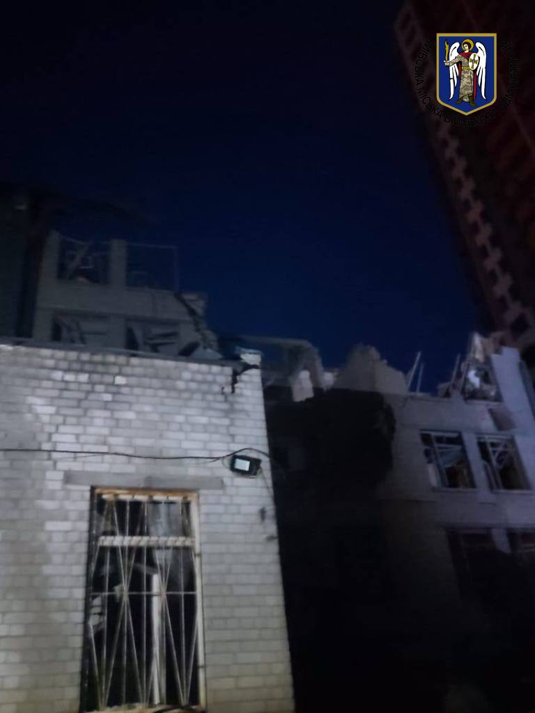 Ні ночі без атаки на Київ - загинули 2 дітей, багато поранених (ФОТО) 5