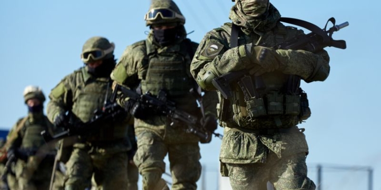 Самогубство підполковника РФ Лисицького. Однією з причин називають штурм аеропорту в Миколаєві