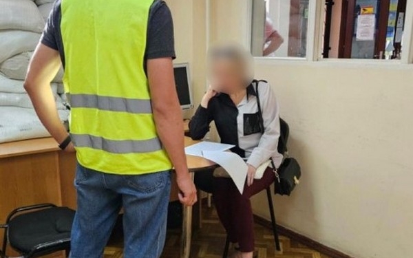 На Миколаївщині слідчі поліції оголосили підозру ще одній адептці «руського міру» – жительці Южноукраїнська