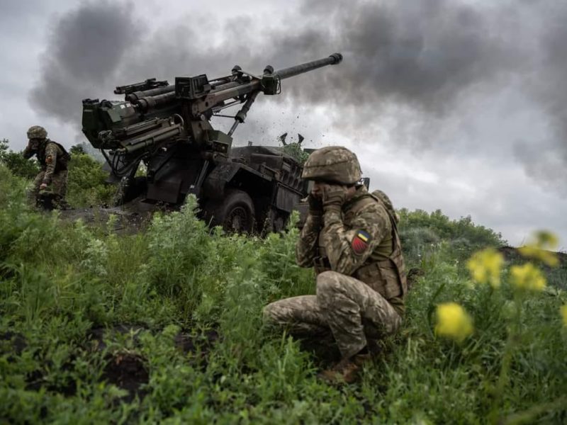 ЗСУ вразили 3 пункти управління, 2 зосередження живої сили, радіолокаційну станцію та 13 артпідрозділів, – Генштаб