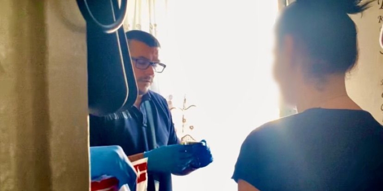 Збувала амфетамін серед знайомих: мешканці Миколаївщини повідомлено про підозру та взято під варту  (ФОТО)