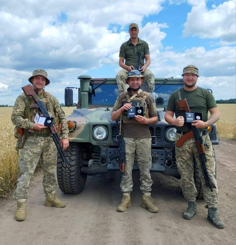 Миколаївських тероборонівців нагороджено відзнакою «Щит Сил територіальної оборони ЗСУ» - вони збили два ворожих дрони (ФОТО) 1