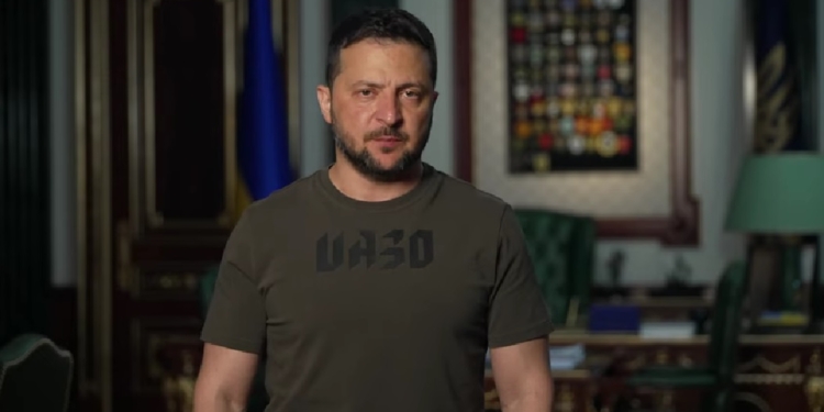 Про Ставку, зернову ініціативу, вдячність нашим захисникам неба і нагородження 1255 воїнів: про що говорив Зеленський у своєму зверненні (ВІДЕО)