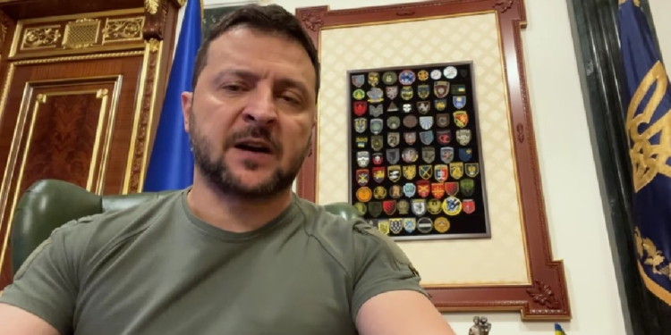 «Наші міжнародники готують доволі вагомі рішення для України, для наших воїнів» – звернення Зеленського (ВІДЕО)