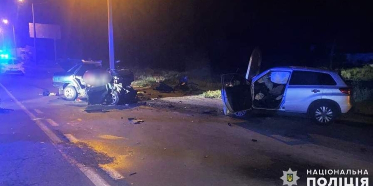 Троє загиблих та ще троє постраждалих – на Миколаївщині слідчі встановлюють обставини ДТП у Вознесенську (ФОТО)