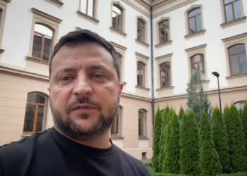 Зеленський зауважив, що війна поступово повертається на територію росії, і висловив вдячність військовим, серед яких миколаївські морпіхи і миколаївські десантники, – звернення (ВІДЕО)