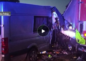В Польщі автобус з українцями врізався у вантажівку – є загиблі і поранені