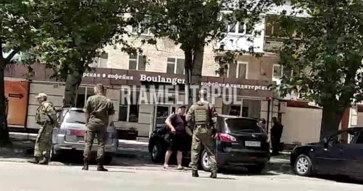 У Мелітополі з’явився новий вид заробітку на російських загарбниках