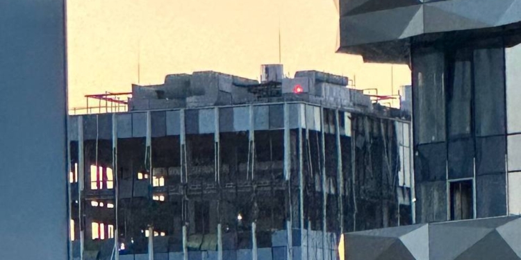 Ранкова атака безпілотників на Москву – попали в будинок біля міноборони (ФОТО, ВІДЕО)