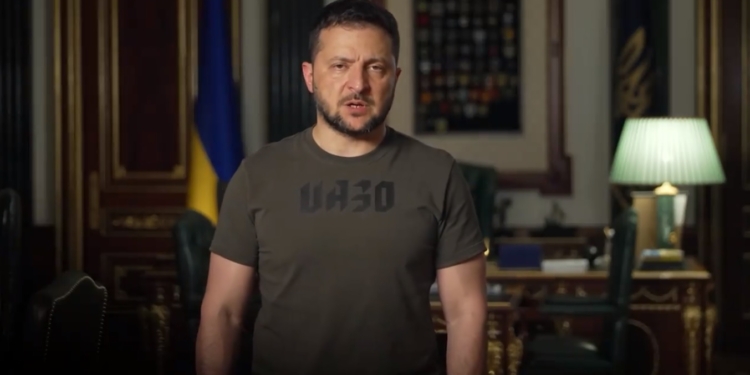 «Коли ми поставимо крапку в цій війні фіксацією російського програшу, повага й увага до України будуть назавжди зафіксовані в історії» – звернення Зеленського (ВІДЕО)