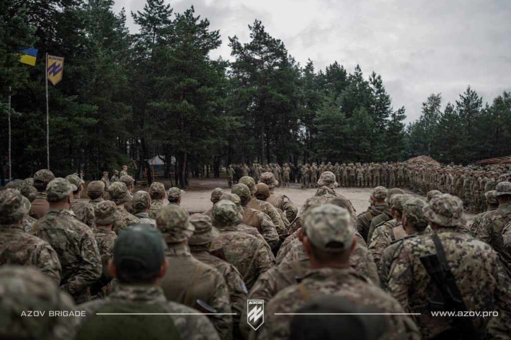 Підполковник Денис «Редіс» Прокопенко зустрівся з особовим складом бригади "Азов" (ФОТО) 4