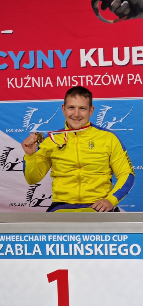 Паралімпієць з Миколаєва здобув золоту медаль на етапі Кубку світу з фехтування на візках (ФОТО) 4