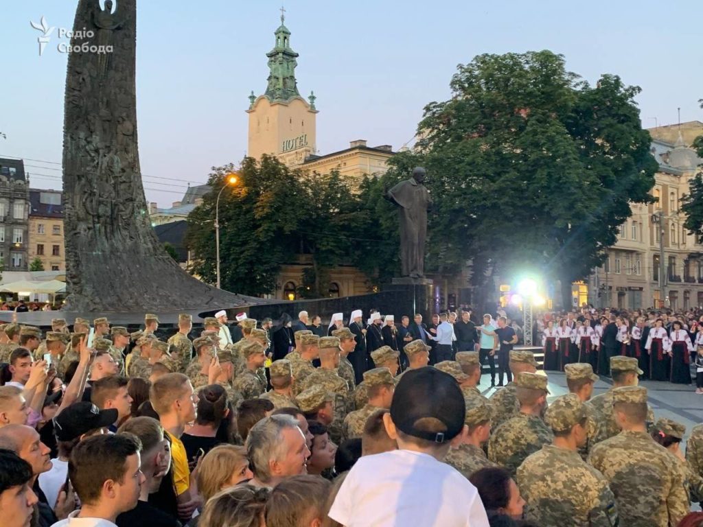 Зеленський разом з командирами захисників «Азовсталі» у Львові (ФОТО, ВІДЕО) 4