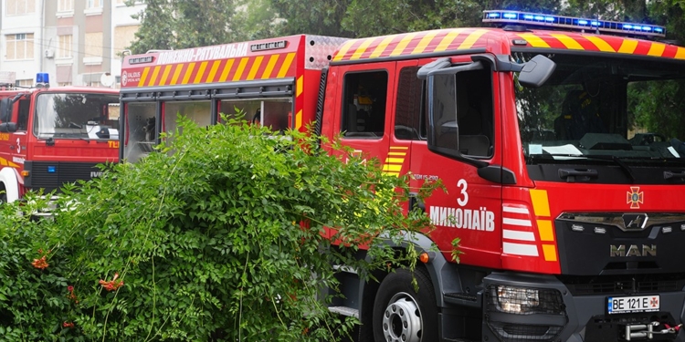 Половина усіх пожеж за добу на Миколаївщині була у місті Миколаєві (ФОТО)