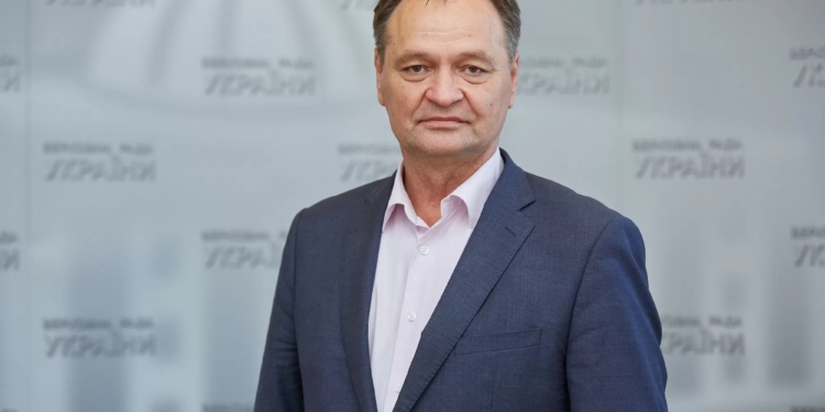 Народному депутату від «ОПЗЖ» Пономарьову повідомлено про підозру у державній зраді (ФОТО)