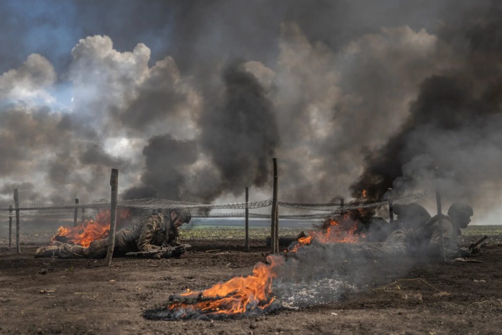 Смуга перешкод миколаївських морпіхів – в об’єктиві The New York Times (ФОТО) 8