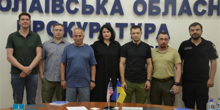 Миколаївські прокурори зустрілись з міжнародними експертами  щодо розслідування воєнних злочинів рф (ФОТО)