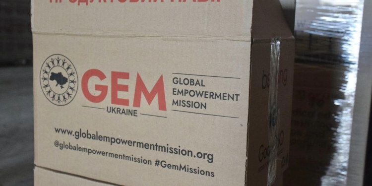 Миколаївщина отримала понад 3 тисячі продуктових наборів від американських партнерів – для ВПО і постраждалих від теракту на Каховській ГЕС (ФОТО)