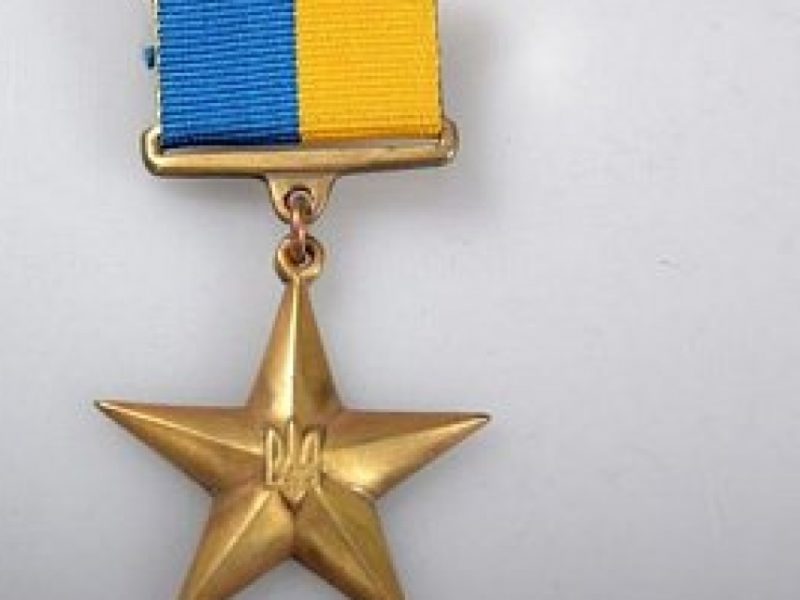 Одразу трьом пілотам Повітряних сил присвоєно звання Героїв України, з них двоє – з миколаївської бригади (ФОТО)