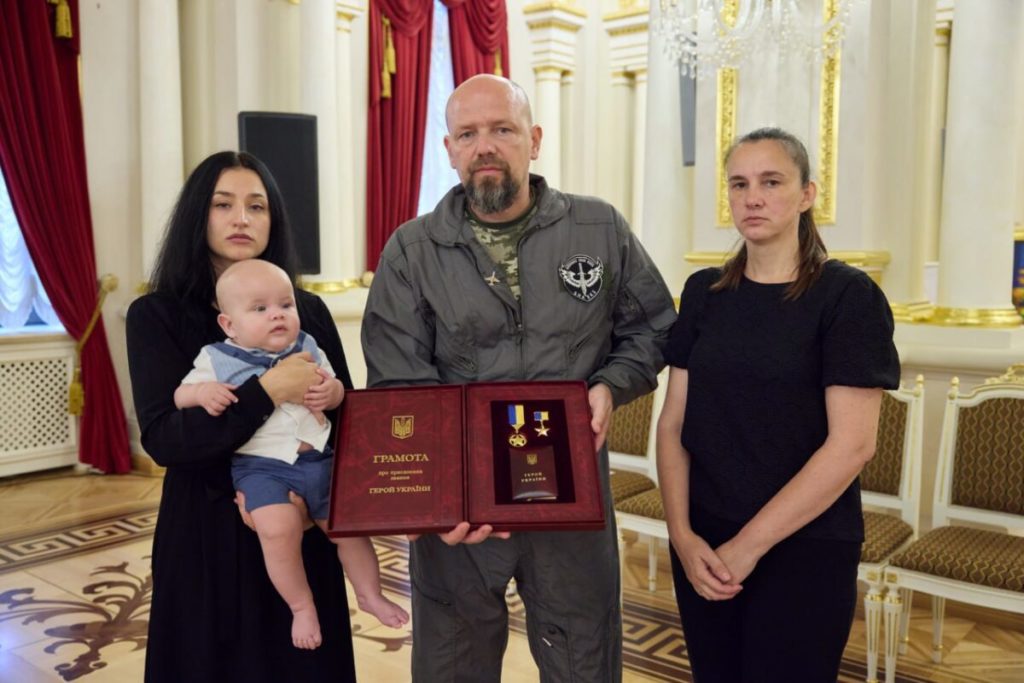 Один бойовий виліт - за загиблого сина, другий — за себе. Як літає полковник миколаївської бригади Ігор Пархоменко (ФОТО) 8