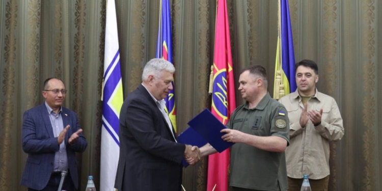 Міноборони та BAYKAR MAKINA домовились про будівництво в Україні сервісного центру для дронів