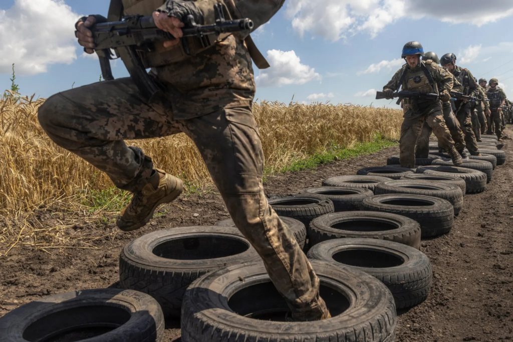 Смуга перешкод миколаївських морпіхів – в об’єктиві The New York Times (ФОТО) 12