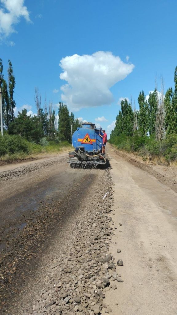 Минулого тижня на Миколаївщині ремонтні роботи йшли на 16 місцевих дорогах (ФОТО) 14