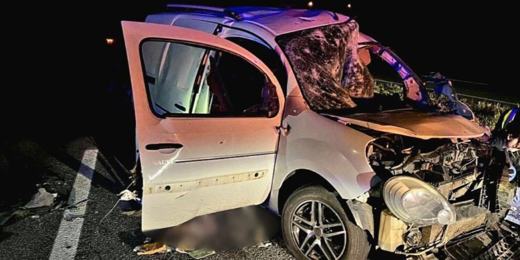 Вони просто їхали по трасі. На Дніпровщині уламки дрона впали на авто – 2 чоловіки загинули (ФОТО)