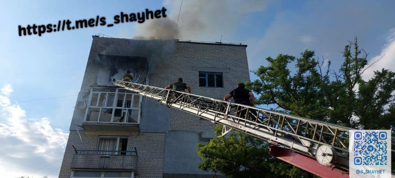 Через обстріл росіянами Очакова постраждала 5-поверхівка, є поранені (ФОТО)