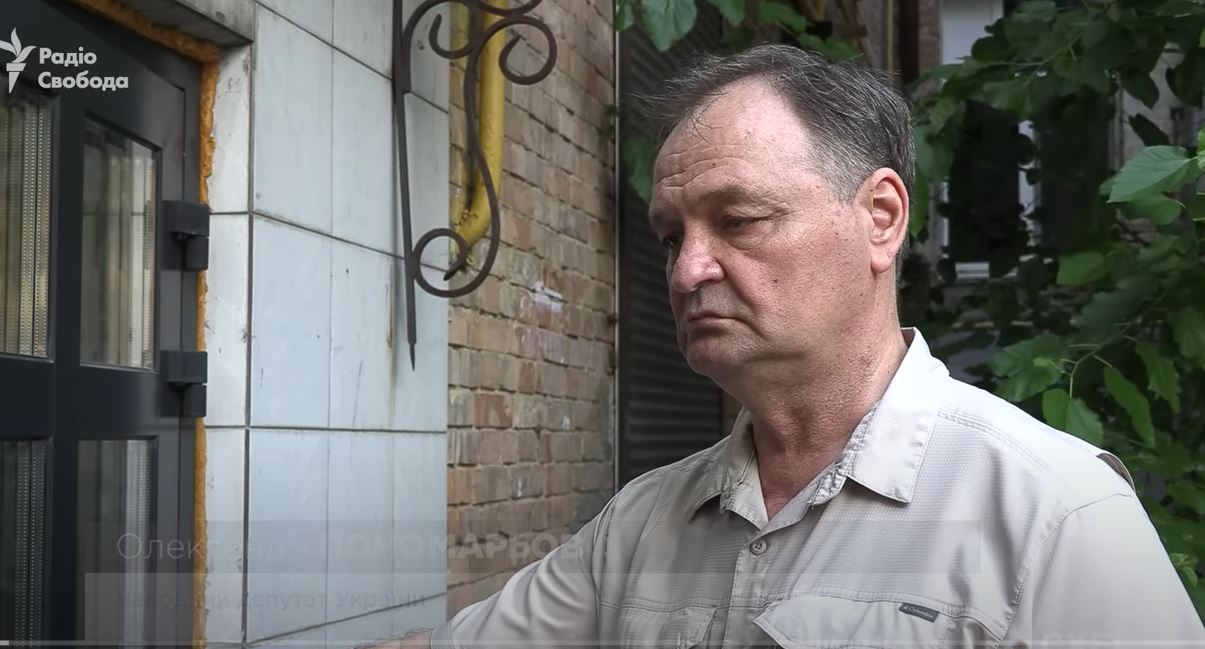 Син війни. Як нардеп від ОПЗЖ Пономарьов заробляв на Україні і в РФ (ВІДЕО)