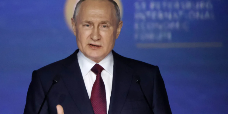 Розвідка США підтверджує переміщення ядерної зброї з РФ у Білорусь