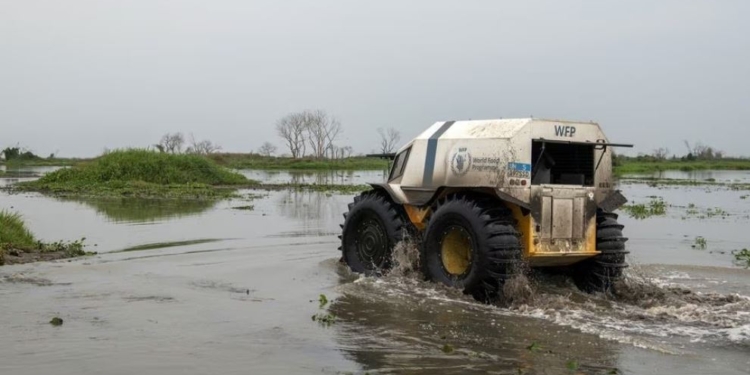 ООН відправить у зони бойових дій в Африці роботів-амфібій з продовольством